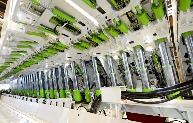 The FS300 longwall Shearer: an overview