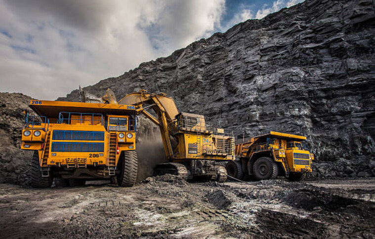 The largest miner in China will invest $24 billion in a coal-to-oil plant.