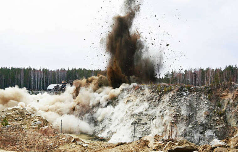 The effects of rock fragmentation on mine planning
