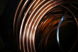 Copper's US tariff premium crushed by wave of imports