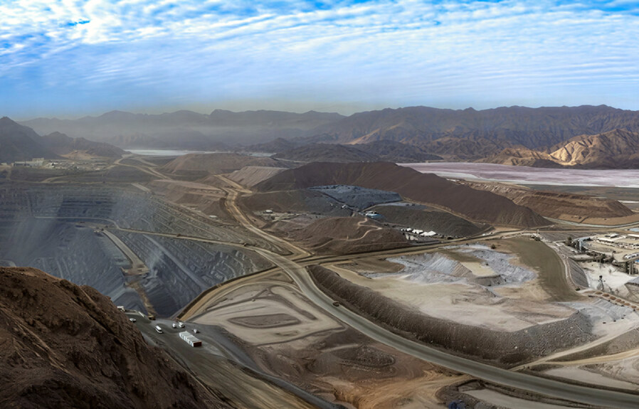 Resolute Mining announced a $190 million investment for 2026 to fast-track the Doropo gold project in Côte d’Ivoire.