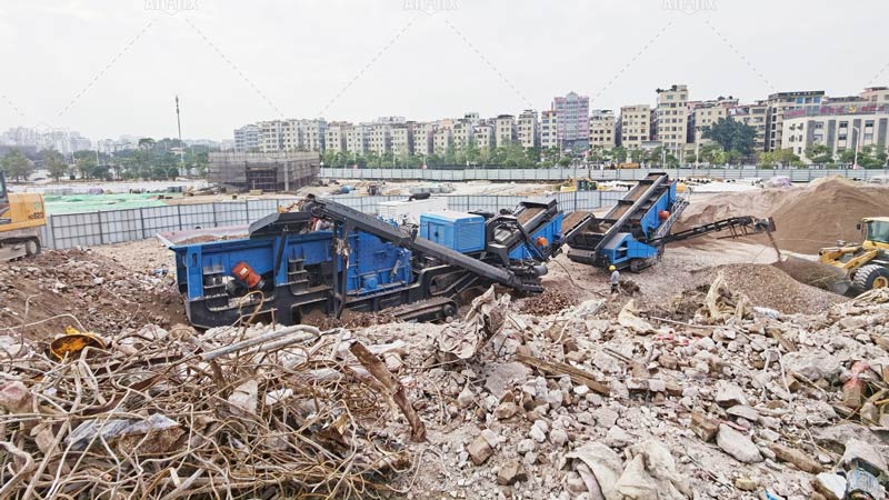 Máquina Machacadora de Escombros Móvil