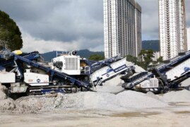 Maximizing On-Site Efficiency with the Right Mobile Crusher Machine