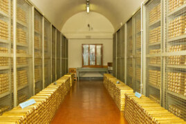 Gold prices retreat as Trump threatens further attacks on Iran