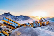 Advanced Mobile Rock Crusher Technology Driving Innovation in Mining Industry