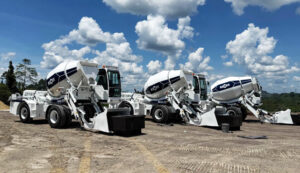 Aimix Concrete Mixer Srilanka for Mountain Road Paving in quarry