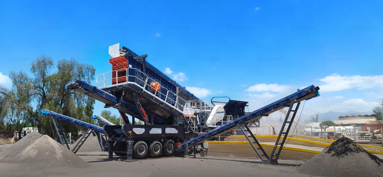 Four-in-One Mobile Crushing Plant Used by an Argentine Manufacturer