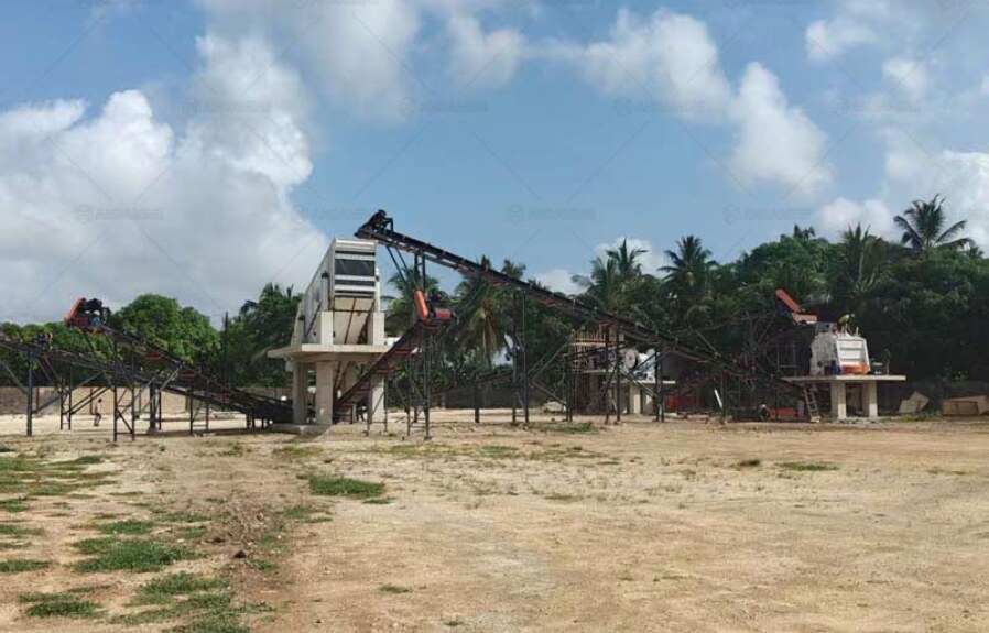 How Does the Crushing Chamber Design of Aggregate Crushing Equipment Affect Output and Finished Product Quality?