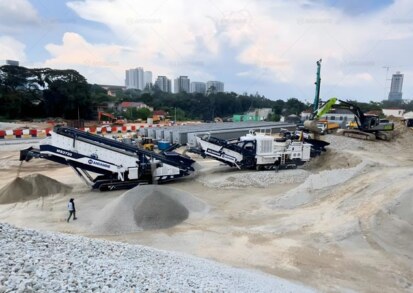 What Crusher and Screening Parameters Matter for Aggregate Production?